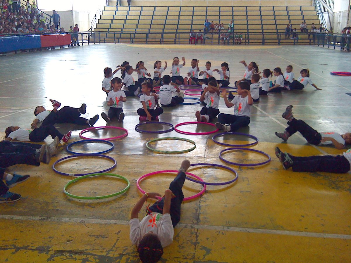 CEFIDERM1AAT's tweet photo. Revista gimnástica municipal, CEIB Mamá Rosa @meaat01 @MPPEDUCACION @Sorayaachkar @masolme @DEPORTEZEB http://t.co/CX5mkeD4uQ