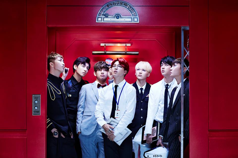 veins_wind's tweet photo. Бантаны СУПЕР КЛАССНЫЕ Бантаны 😍 КЛИПАК ОГОНЬ 🔥 Потушите меня, я горю 💦 
#BTS  #Bangtan #Sick http://t.co/ufyFnMcjjF