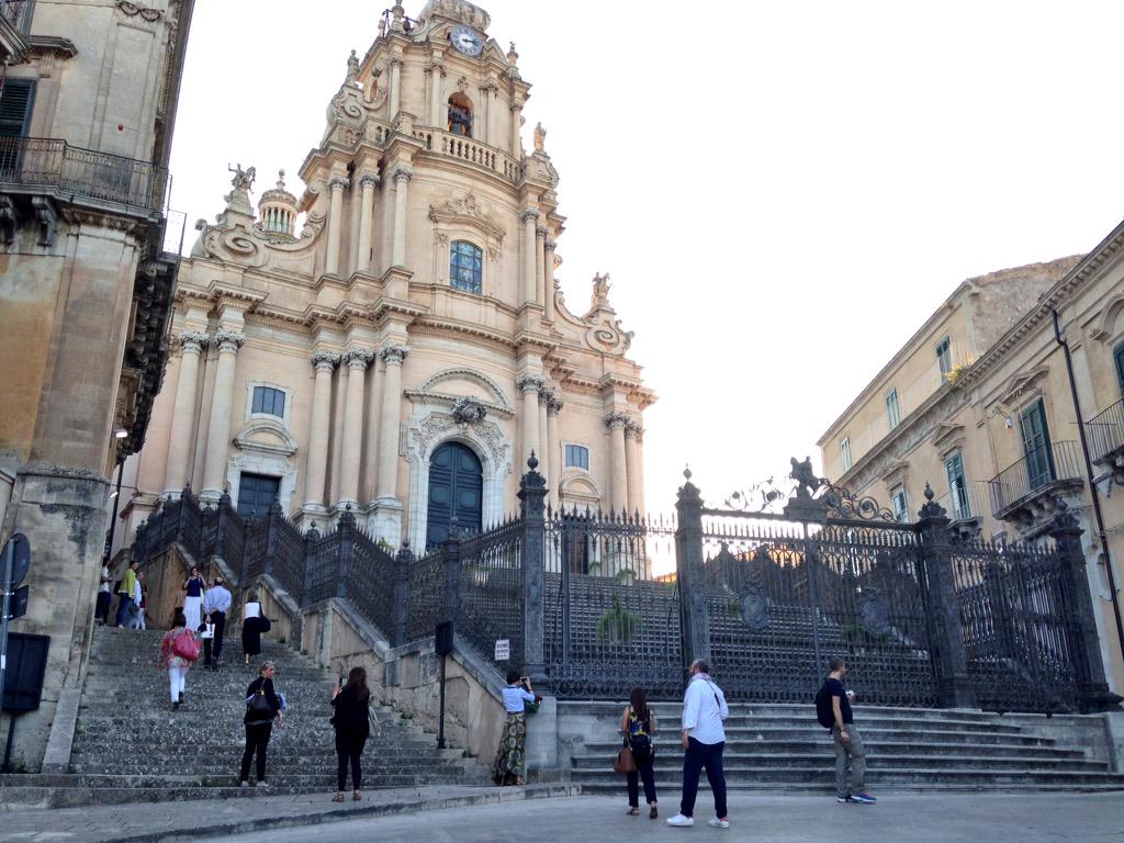 Inizia un nuovo Viaggio negli #Iblei. Benvenuti in #Sicilia. #PressTour #Ibla #Turismo #Ragusa