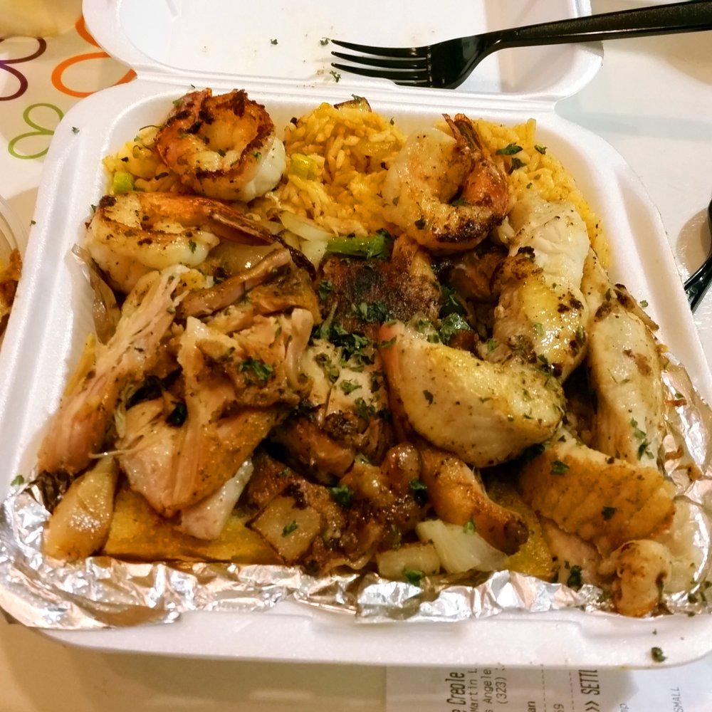 bhcplive's tweet photo. Now this is what we call getting 'in the mix"! #creolemix #CafeCreole #diningcourt http://t.co/NJzuG7JK8J