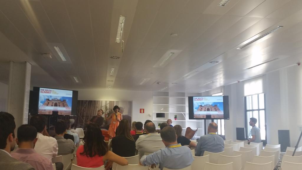 LDFleming's tweet photo. .@StartupAngelsCo announces Index fund with @south_summit to invest in the 100 startups finalists a #AngelSummitEU http://t.co/rsrPAbuEHC