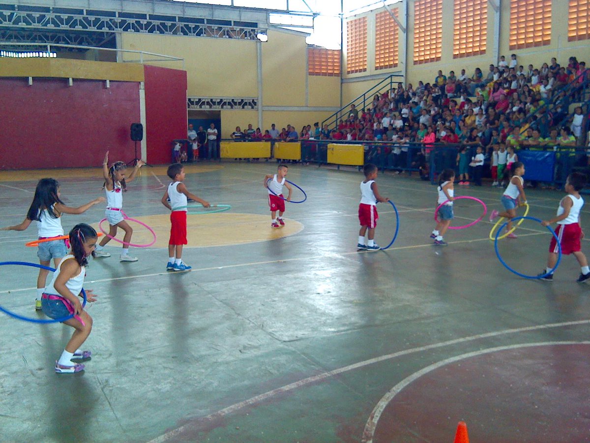 CEFIDERM1AAT's tweet photo. Revista gimnástica municipal, Municipio Alberto Arvelo Torrealba @NicolasMaduro @meaat01 @epistem3 @DEPORTEZEB http://t.co/ZlbGS2UJOf