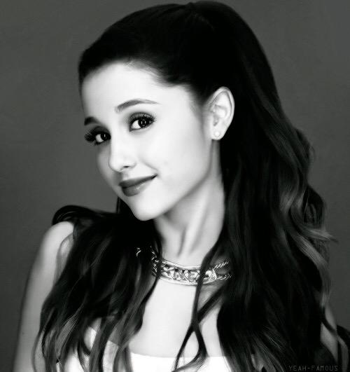 layoutss93's tweet photo. Free Ariana Layout! Rt and give credit if you use please!😅✨ #arianalayout #layout #layouts http://t.co/apUjaHjxLm