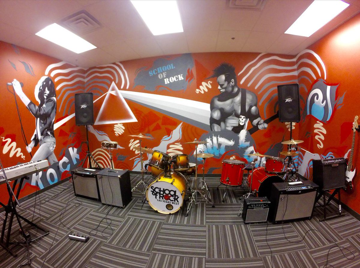 SORVegas's tweet image. New mural is up in the red room! Thanks to @the_isi_group @visualbluff @without_a_ruler  #isicuration #isigroup