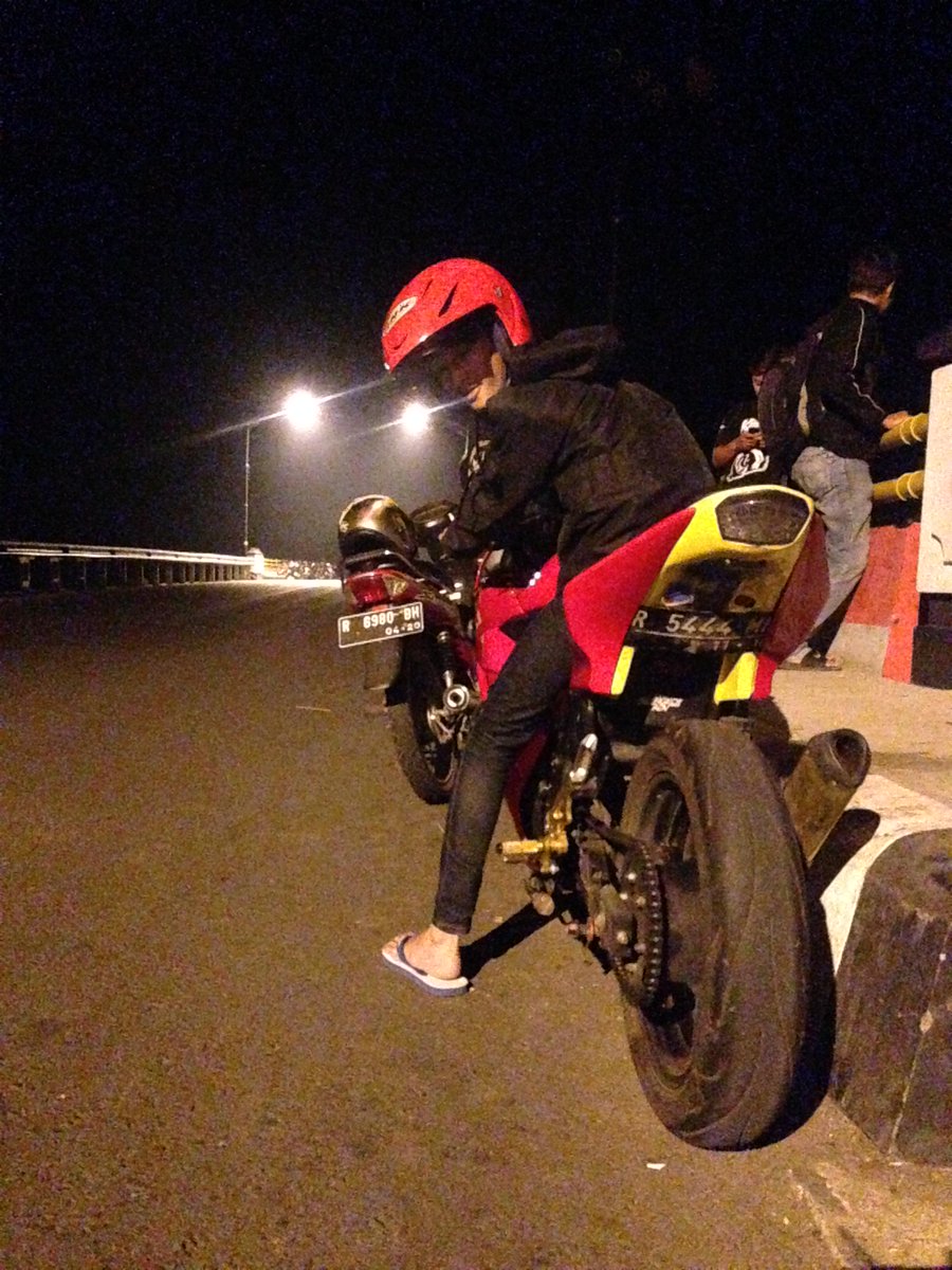 Leonardo Martin S (@leomarth) on Twitter photo 