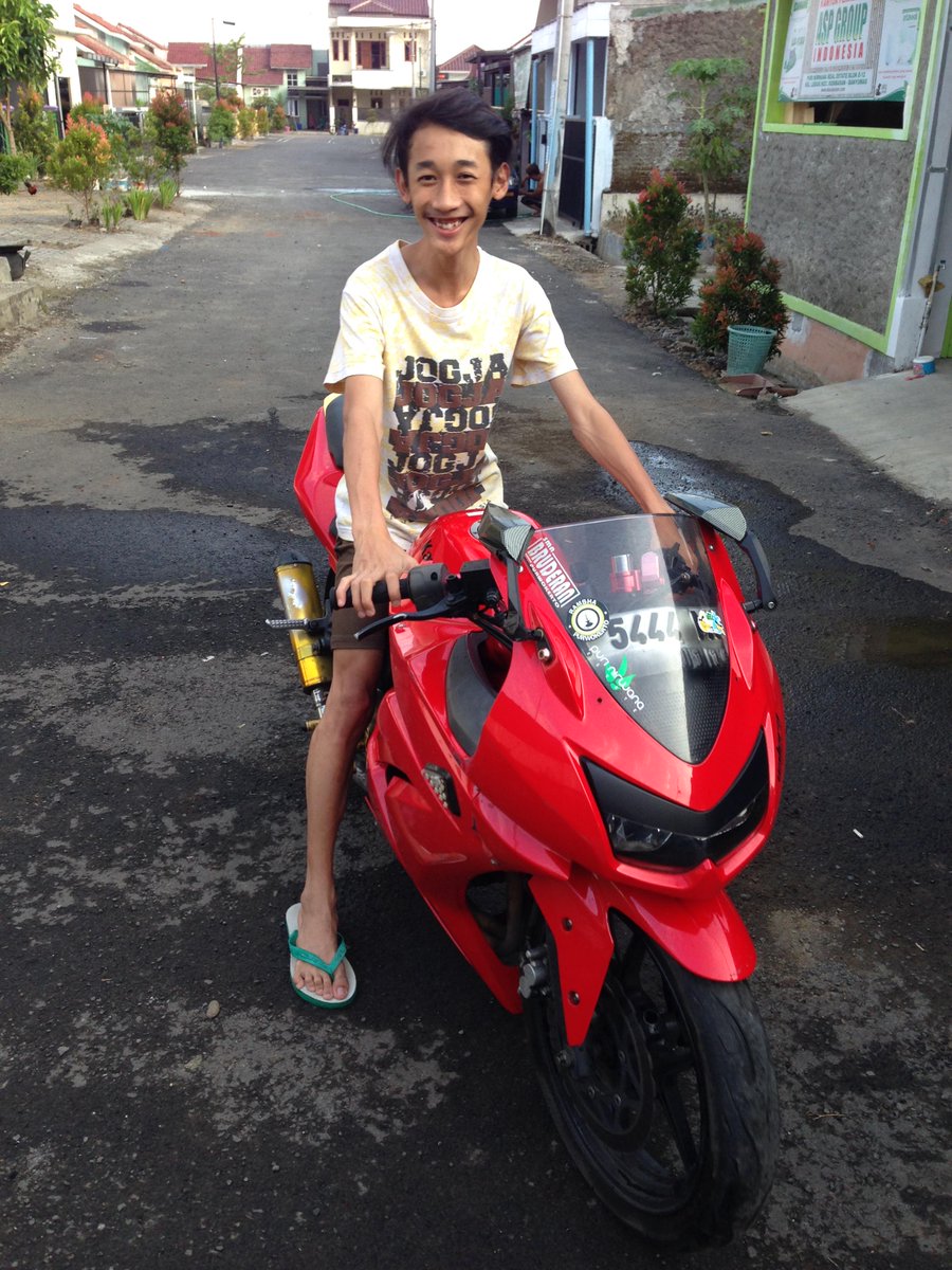 Leonardo Martin S (@leomarth) on Twitter photo 