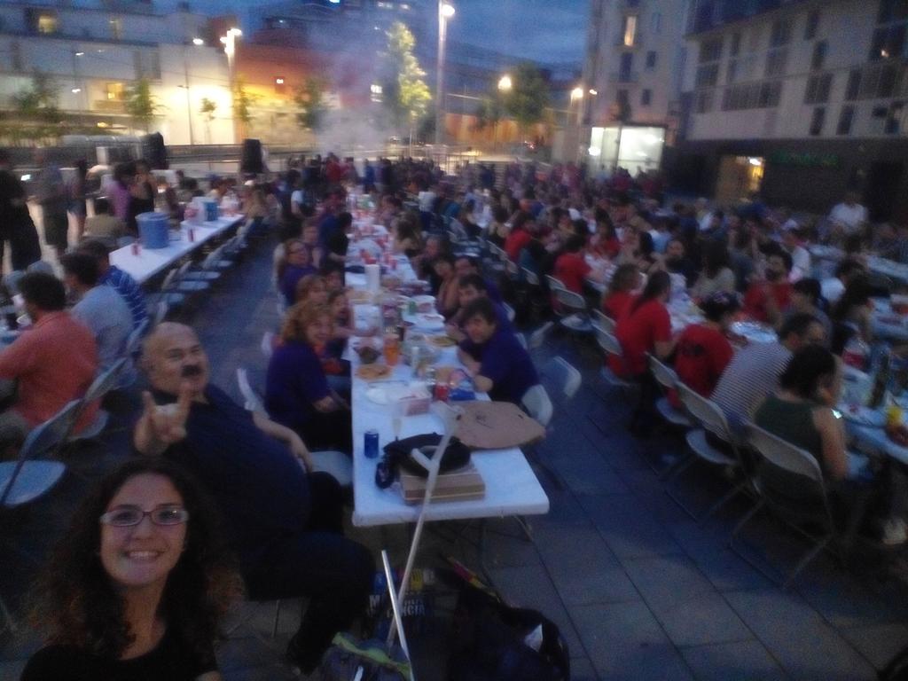 #SantJoan2015 <a href="/diablesbcn/">Coord Diables BCN</a> <a href="/borinots/">Castellers de Sants</a> <a href="/DiablesdeSants/">Diables, Tabalers i Bèsties de Sants</a>