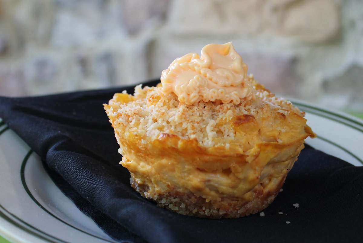 cbslocal's tweet photo. Mac and Cheese Cupcakes are coming to the @mnstatefair. Here's what else is on tap: http://t.co/jh72vpWqpX http://t.co/yWeJXWJVGI