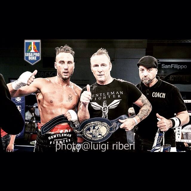 Merci à eux de m'avoir poussé pour remporter le titre