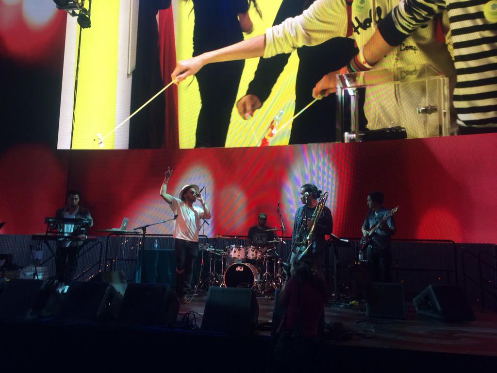 mopop's tweet photo. #EMPSoundOff 2014 winner @OtienoTerry rockin' the stage! #omgEMP http://t.co/22Tr3iEHtp