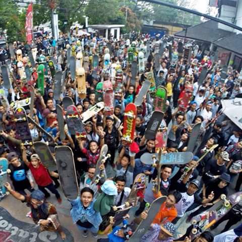 HOLINESS MERCH tweet media