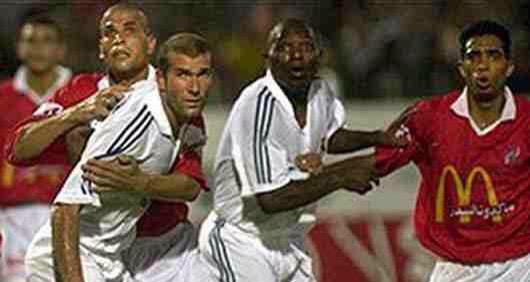 Happy birthday to legend, who\s of Algerian origin Zinedine who turns 43 today. 