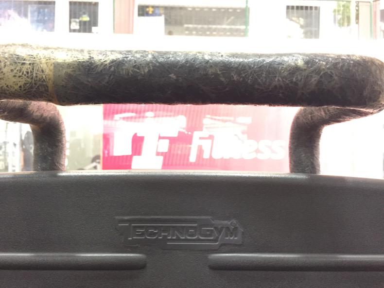 kitlangit's tweet photo. weights for breakfast http://t.co/sREcllZuep