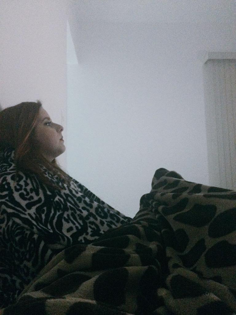 _namoreira's tweet photo. Hoje a noite é dela! #bffee #safadinha #meuamor #matandoasaudade http://t.co/HbB2gJ3oCK