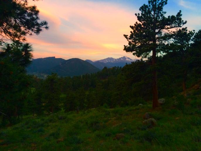 KentMtnAdvCtr's tweet photo. Sunset at #KMAC. Life is good. http://t.co/1qM1VpUaWw