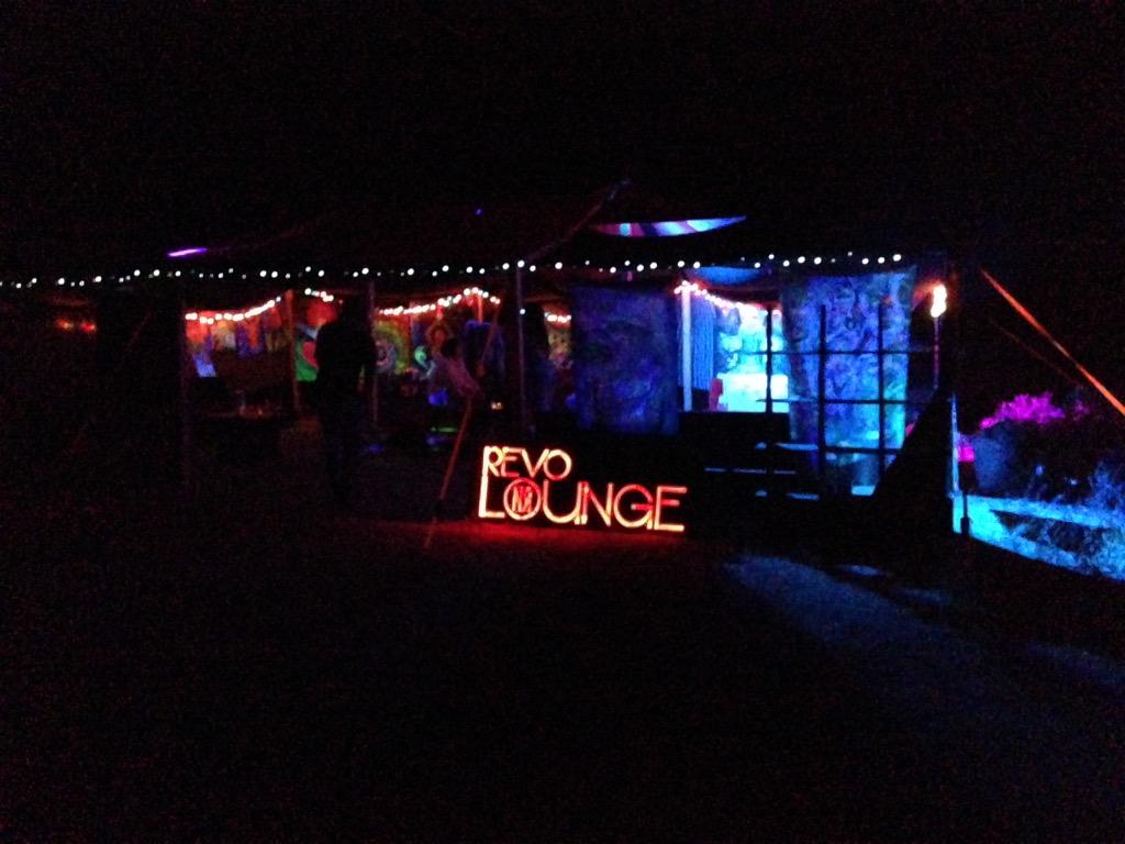 DavoidOfficial's tweet image. Revolounge looking sexy