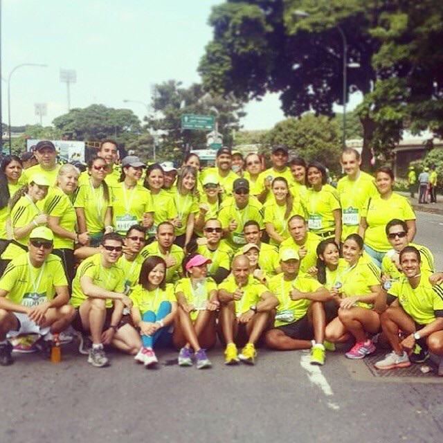 BanescoRun's tweet photo. 1era CarreraCaminata Banesco #ConTusPasosTransformasTuVida #edición 2014. Un logro como Club.
https://t.co/Robfc1bt2W http://t.co/wBl2DSbpqT