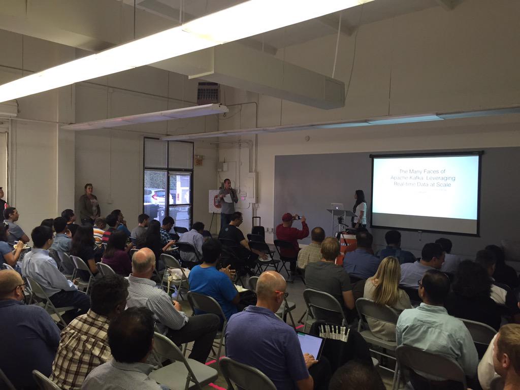 cdapio's tweet image. Good times at the first #BigDataApplication Meetup @CaskData. Lots of peeps - engaged audience!