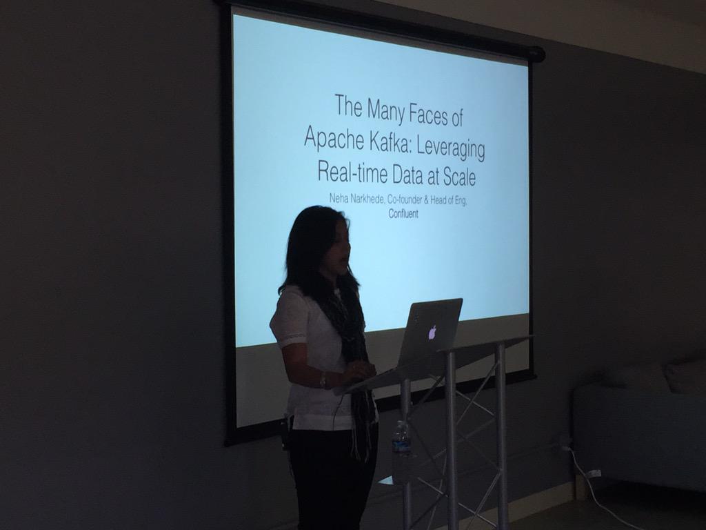 cdapio's tweet image. Good times at the first #BigDataApplication Meetup @CaskData. Lots of peeps - engaged audience!
