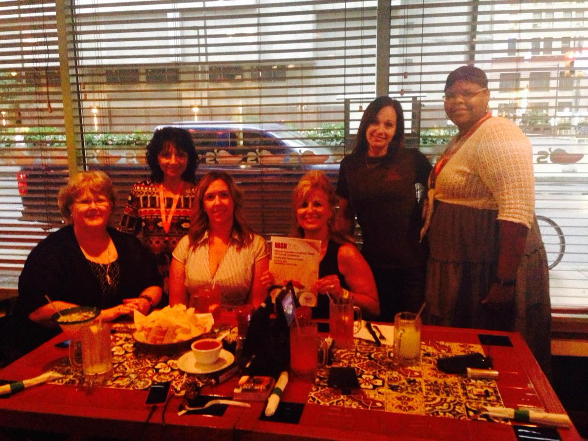 DarlaRebowe's tweet photo. Louisiana Affiliation bonding over dinner at NASN conference. #NASN2015. @mbird_mhb @jhanemann23 http://t.co/Bnb0qzM18B