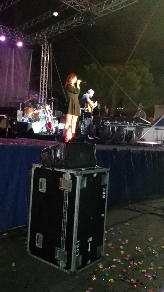 LiliMarchi95's tweet photo. @NaliOfficial #vincero #formia #splendetour #splende Formia oggi SPLENDE di più http://t.co/yER6WXsVem
