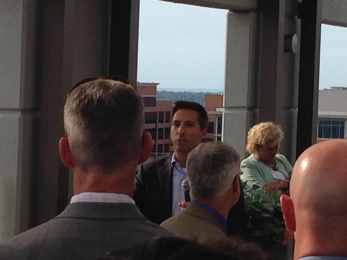 GrowStCharles's tweet photo. @JasonHallSTL talking advantage of #STLRegion. Welcomes @MikeDowning41 http://t.co/7OQ8JraUe8