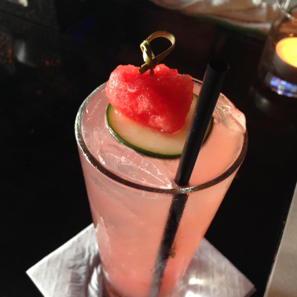 NoDaNews's tweet image. The @dspublichouse Spencer: Hendrick's Gin, Watermelon, Cucumber, Fresh Sour, Lemon/Lime Soda. #hellosummertime