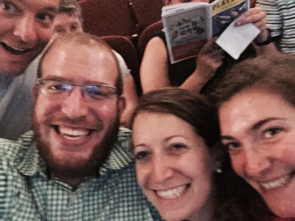 noganevel's tweet photo. Thanks @globeevents ! Excited for the newsies! #newsiessweeps #carryingthebanner http://t.co/KnBzsIABqX