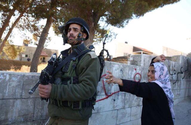 felastine0's tweet photo. When Israeli soldiers kill a Palestinian, they should know we won't stay seated #FreePalestine silently http://t.co/7dAB6AtjJn