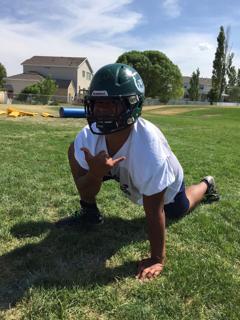Grizz_Football's tweet photo. Great first day of team camp! #relishthegrind #GoGrizz http://t.co/r66iS4PNWH