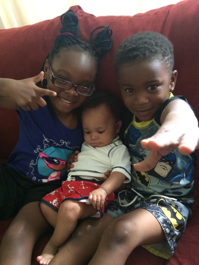 DatBitchChelle's tweet image. #TheOtherDay #BeforeThePool #BabyBooka 👌💪💯