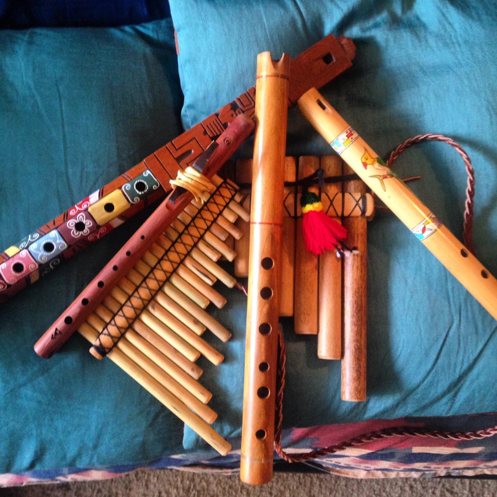 JessicaMartez's tweet photo. #woodwindinstruments for this week's #museum presentation.
#indigenousinstruments #music http://t.co/PJxJJ5E3h5