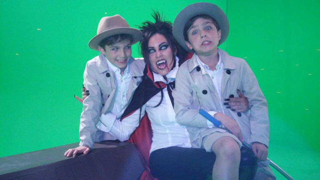 blancoedith1's tweet photo. Las "vampiras" nos divertimos mucho en #MiCorazonEsTuyo y por eso ganaremos mejor programa #KCAMexico RT http://t.co/8n9oJlGxjj