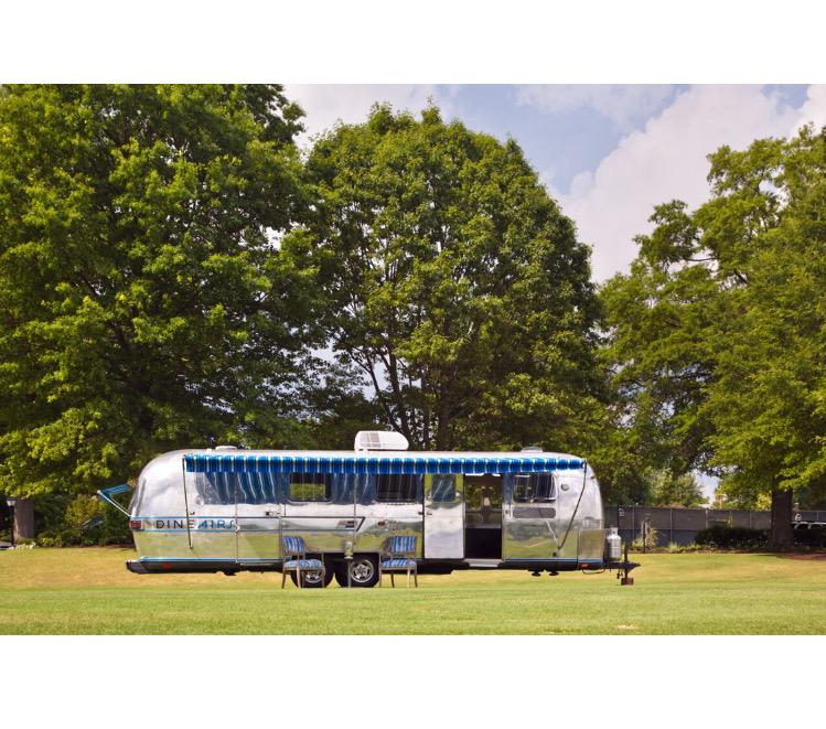 rylandwittdesgn's tweet photo. @WynonnaMusic You could try a @DINEAIRS at your next show - let us know we will bring you one!!! You will Love them! http://t.co/d81LqGA7Kg