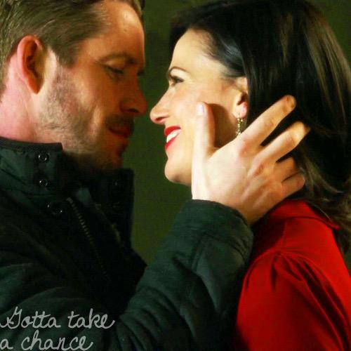 OUATContests's tweet photo. RT if OutlawQueen is your OTP http://t.co/Lt1u6aeaOn
