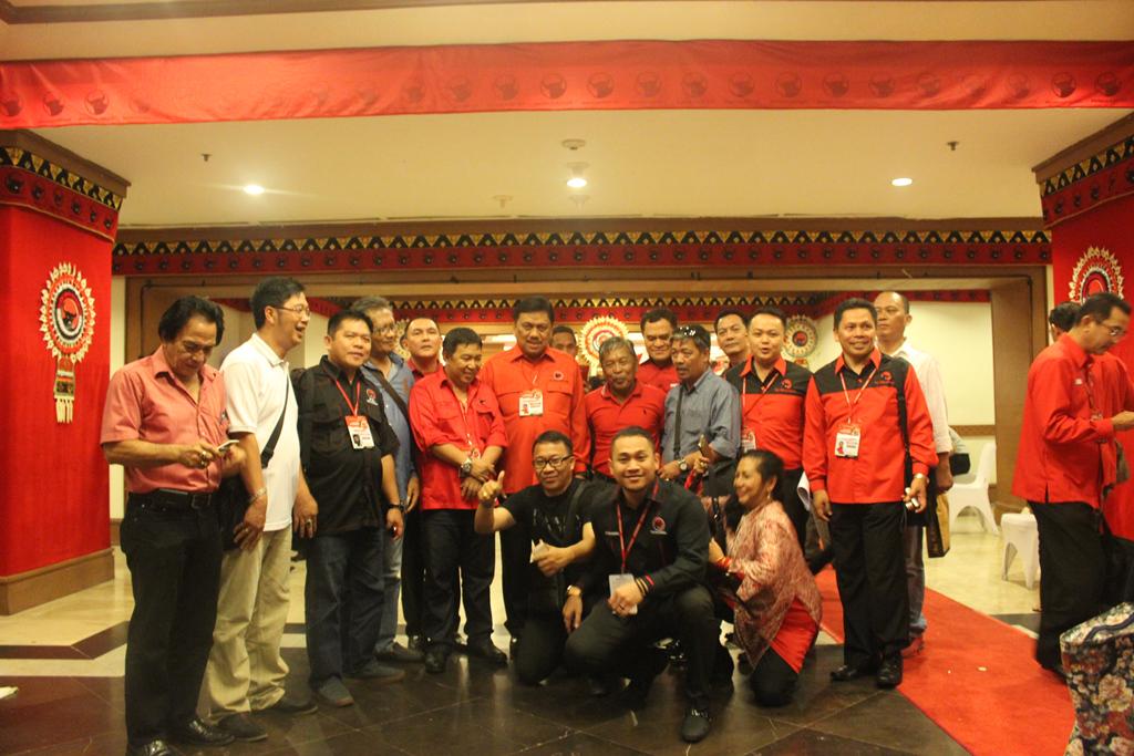 PDIP_Sulut's tweet photo. Kongres @PDI_Perjuangan http://t.co/jI1pY7wrvX