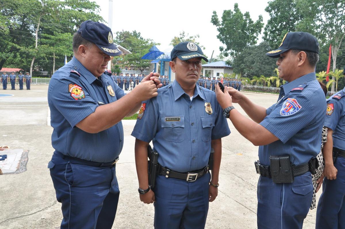 pnp_pro9's tweet photo. ARD led the Donning of Ranks to the newly promoted PCOs.06/22/15. @OTCDS @RD_PRO9 http://t.co/mNRT5C7Sju