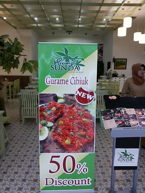 riungsunda's tweet photo. Berkah ramadhan disc 50% Gurame cibiuk @riungsunda lippomall puri &amp; free tajil slama ramadhan di smua cab.Riung sunda http://t.co/9ckCNGolR0