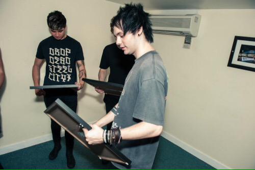 Michael Clifford (@mikcrowave5scs) on Twitter photo 