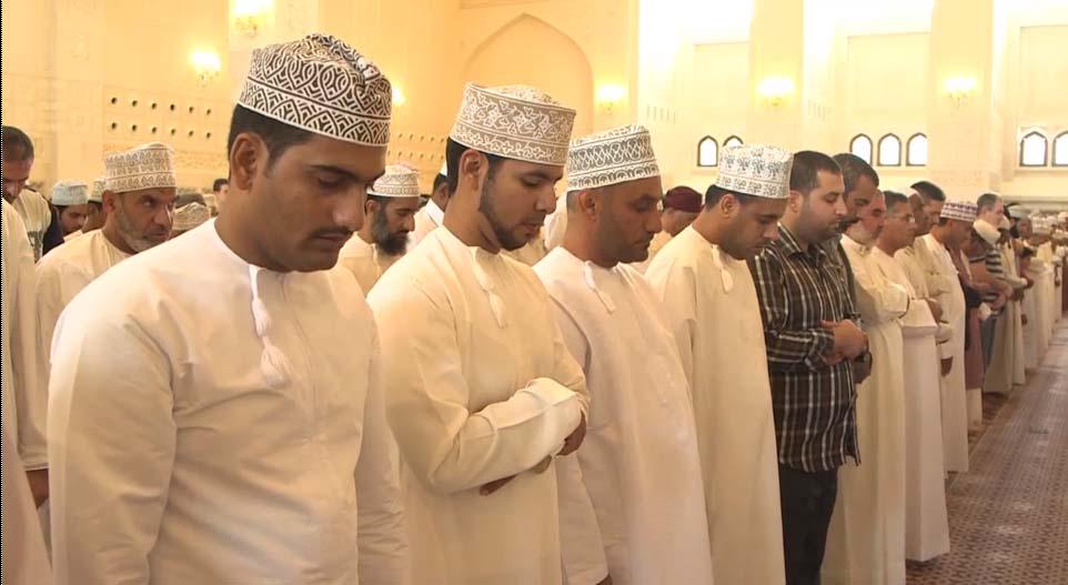 shabiba's tweet photo. مغردون - #خواطر11 جسد القيم العمانية وعمان بلد التسامح 
http://t.co/Iu2oxDAtQl
#جريدة_الشبيبة http://t.co/C7eQCrUyYh