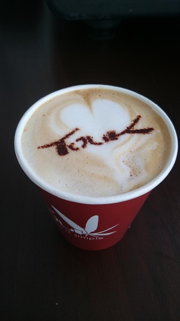 OReillyUK's tweet photo. Another beautiful coffee from @Touk_pl today at #DevoxxPL http://t.co/Bni03WfX3c