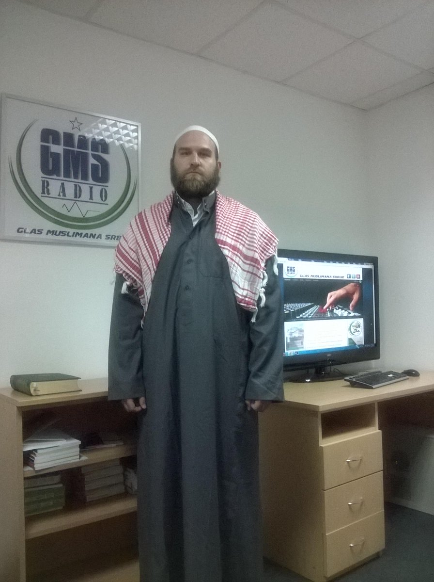 gmsradio's tweet photo. EMISIJA - RISALA - TEMA: VREDNOST RAMAZANA I POSTA. SREDA 7.RAMADAN U 18 ČASOVA. PREDAVAČ FARES EL GABRI http://t.co/kxeHG1Y8jc