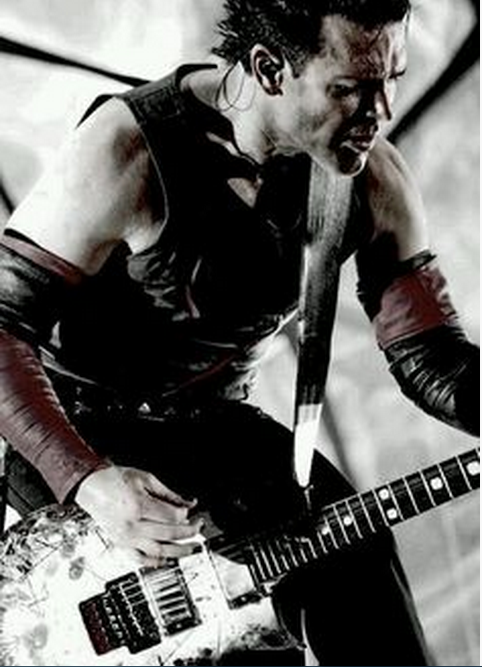 Happy birthday to Rammstein\s Richard Kruspe. :D 