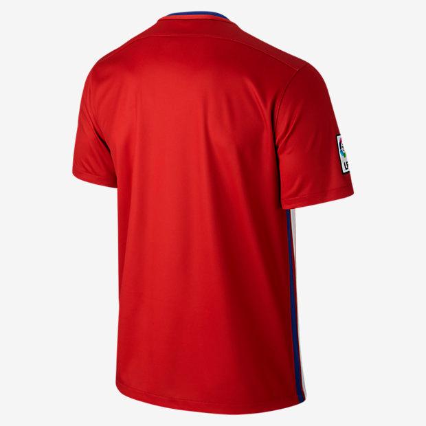 atleticasiempre's tweet photo. ¿Dónde están las rayas canallas de los colchones? @Atleti http://t.co/zaAaM04DLE