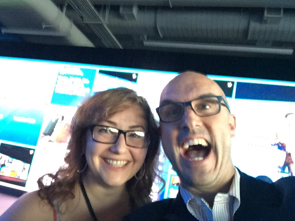 LynetteRadio's tweet photo. Look who I ran into!! @jtramsay #FordTrends @smcphilly alum http://t.co/Yghxo61uAf