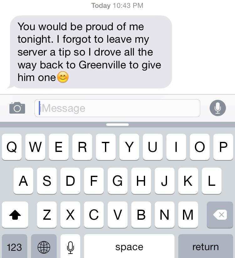 LindseyBarbare's tweet photo. You know you're a server when your mom texts you this 😂 #yougomom @itsaserverslife @TipOrGoHome http://t.co/81znCWvRde