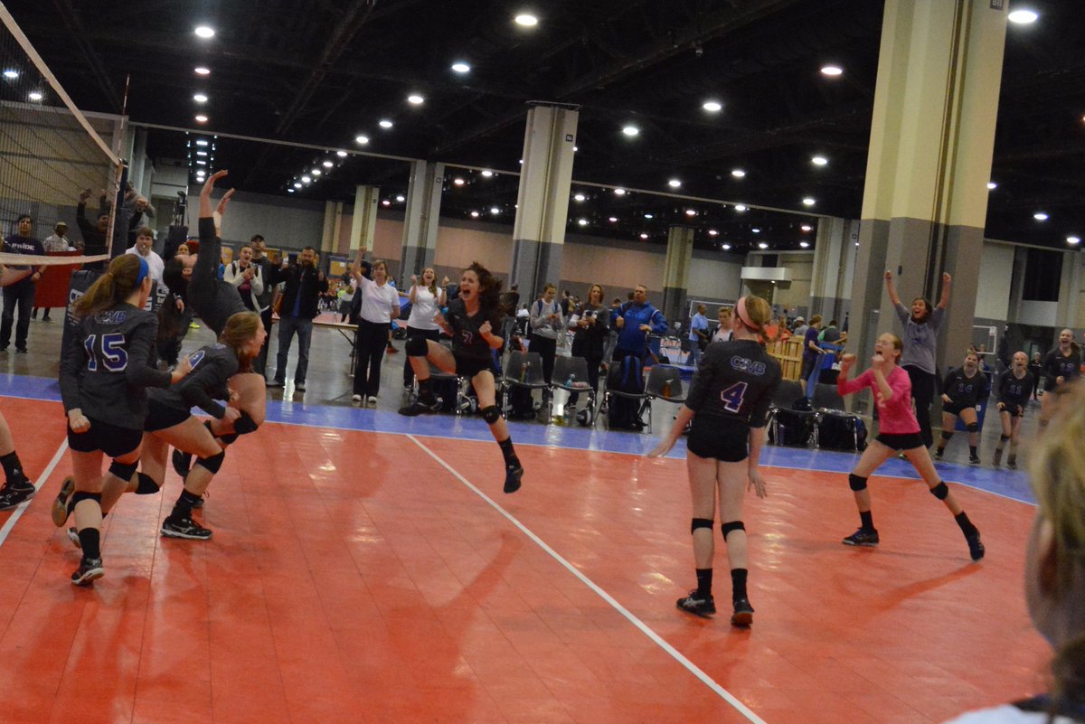 the_moodymom's tweet photo. that moment you realize you are going to the #USAV #GJNC in #NOLA! 3 more days! Go #C1VB! http://t.co/U1qjY7Nvbe