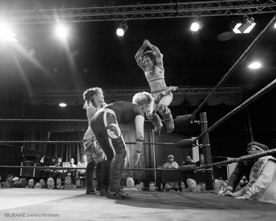 JoelLoeschman's tweet photo. Delilah Doooooooom! - Inspire Pro #CATB2 @InspireProWres @delilah_doom @JJ_RAJETT @AngelusLayne http://t.co/BGG3G9M0el