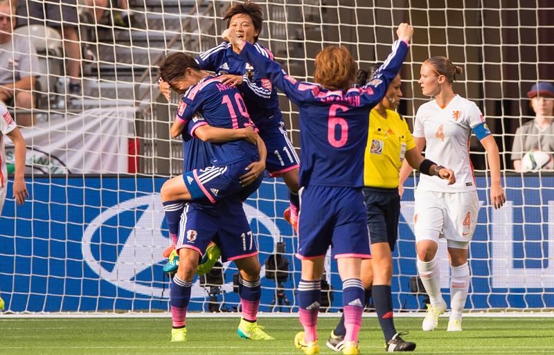 超ワールドサッカー 速報 有吉の日本代表初ゴール 阪口弾でオランダを2 1で下したなでしこは 28日早朝5時から準々決勝で オーストラリアと対戦 Http T Co Wbhgp0i4lf Jpn Aus Fifawwc Nadeshiko Http T Co Fsdkntunin Twitter