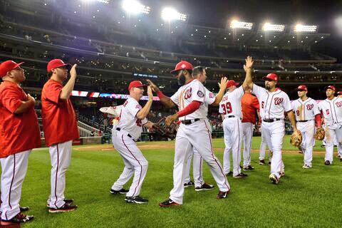 Nationals's tweet photo. #HappyHandshakes! http://t.co/87Edho5md4